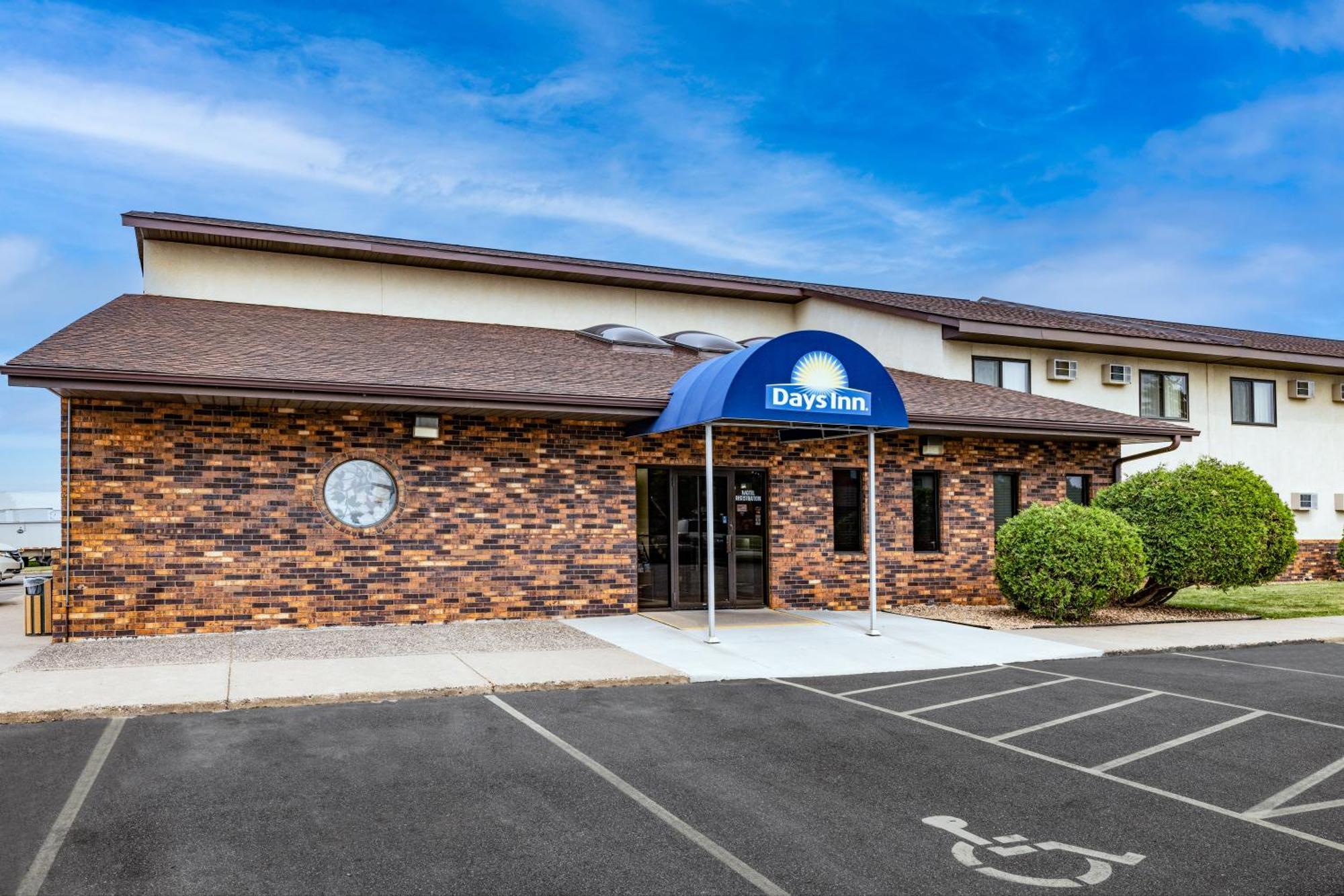 Days Inn By Wyndham Monticello Extérieur photo